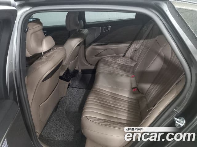 Kia K8 2022 — ფოტო 8/18