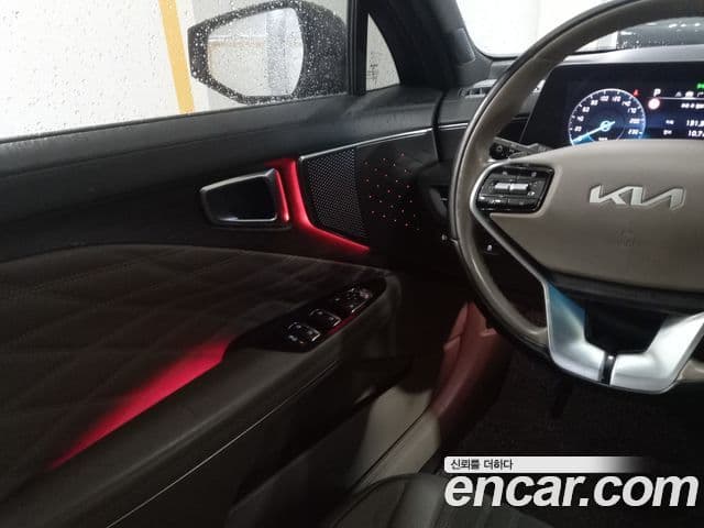 Kia K8 2022 — ფოტო 15/18