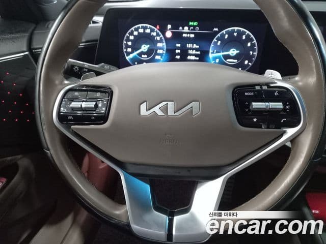 Kia K8 2022 — ფოტო 18/18