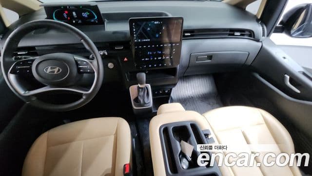 Hyundai Staria 2024 — ფოტო 7/20