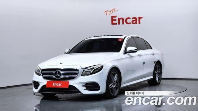 Mercedes-Benz E-Class 2019 — Фото 1/20