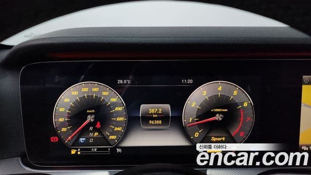 Mercedes-Benz E-Class 2019 — Фото 8/20