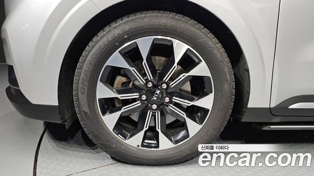 Kia Carnival 2020 — фото 5 из 20