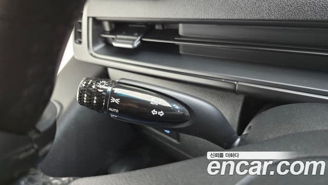 Hyundai Staria 2023 — ფოტო 16/20