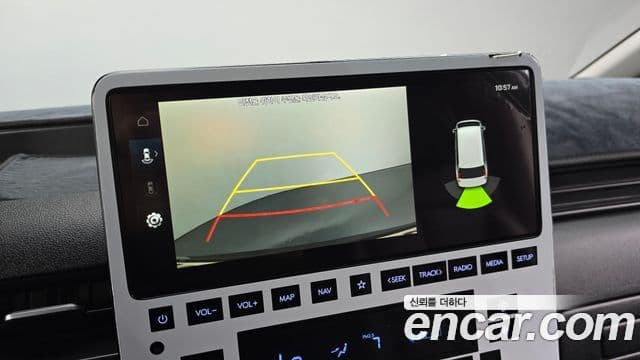 Hyundai Staria 2023 — ფოტო 17/20