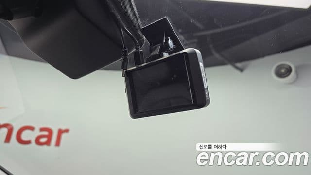 Hyundai Staria 2023 — ფოტო 29/30