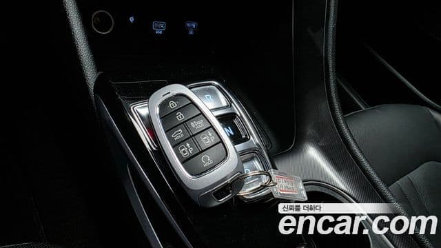 Hyundai Sonata 2022 — ფოტო 9/20