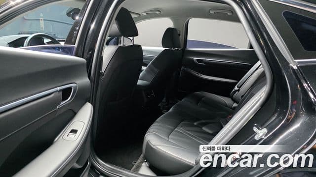 Hyundai Sonata 2022 — ფოტო 12/20