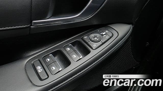 Hyundai Sonata 2022 — ფოტო 18/20