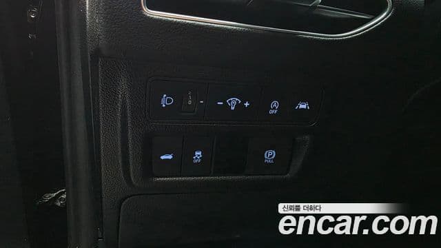 Hyundai Sonata 2022 — ფოტო 19/20