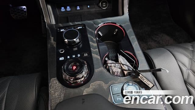 Genesis GV80 Coupe 2025 — фото 8 из 20