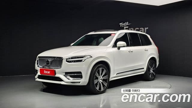 Volvo XC90 2023 — Photo 9/20