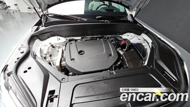 Volvo XC90 2023 — Photo 4/20