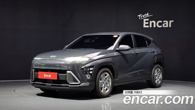 Hyundai Kona 2023 — Фото 1/20