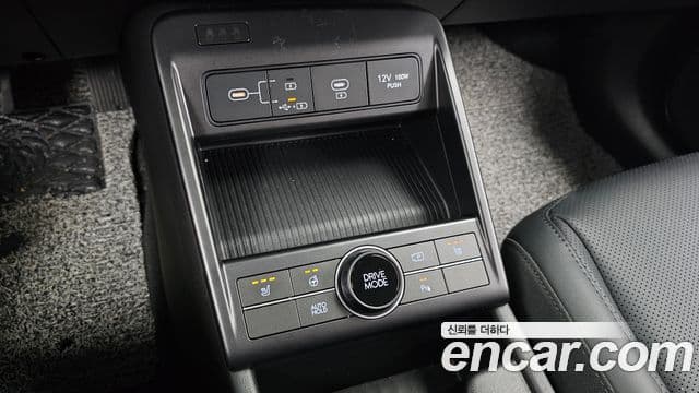 Hyundai Kona 2023 — Фото 19/20