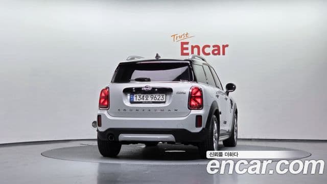 Mini Cooper Countryman 2022 — ფოტო 4/20