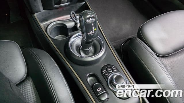 Mini Cooper Countryman 2022 — ფოტო 9/20