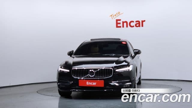 Volvo S90 2018 — Şəkil 12/20