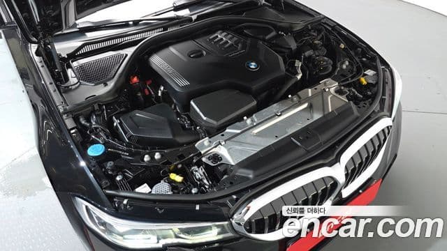 BMW 3 Series 2022 — Şəkil 6/20