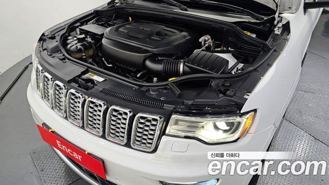 Jeep Grand Cherokee 2020 — фото 6 из 20