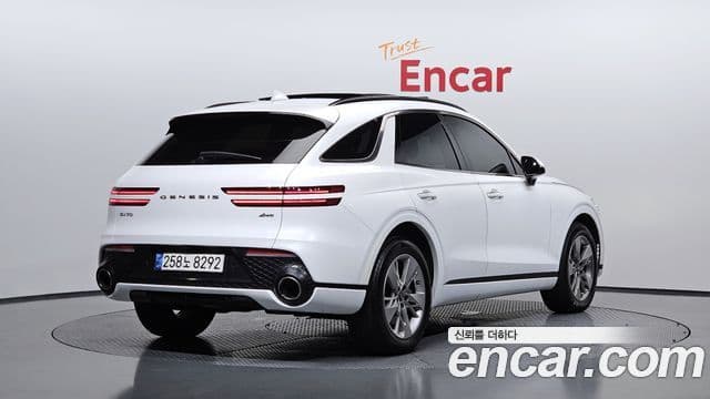 Genesis GV70 2021 — Şəkil 2/20