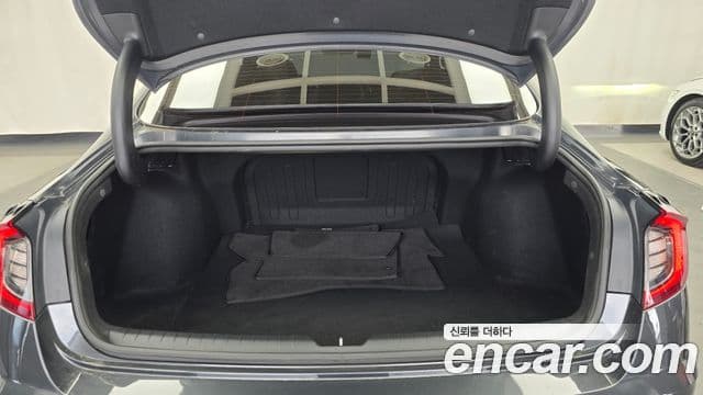 Hyundai Sonata 2021 — ფოტო 20/20