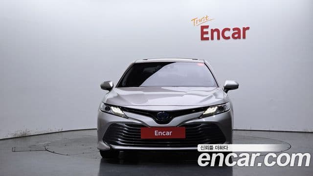 Toyota Camry 2018 — Şəkil 20/20