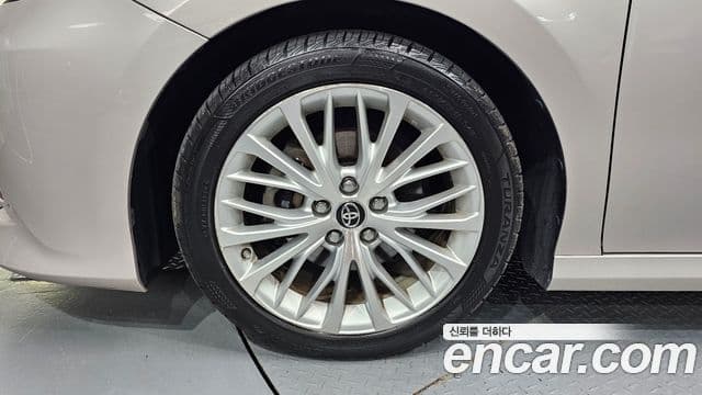 Toyota Camry 2018 — Şəkil 4/20