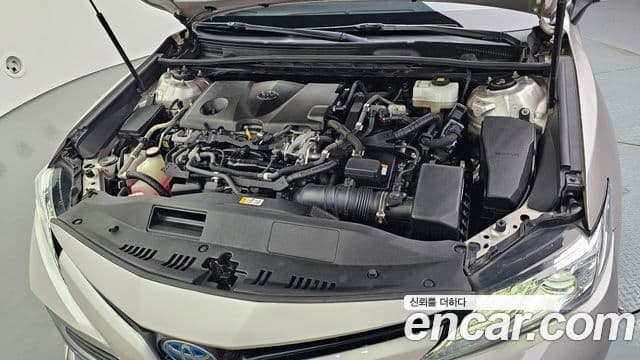 Toyota Camry 2018 — Şəkil 7/20
