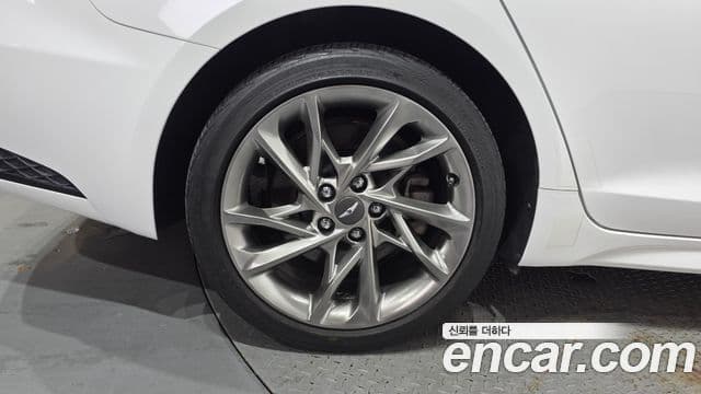 Genesis G70 2021 — фото 4 из 20