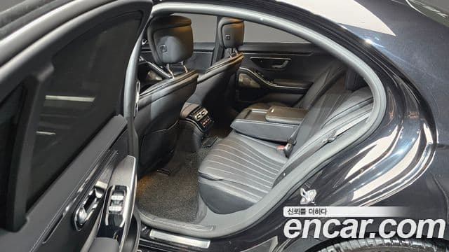 Mercedes-Benz S-Class 2021 — ფოტო 24/32