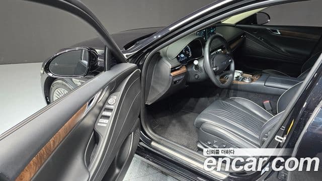 Genesis Electrified G80 2023 — Şəkil 10/20