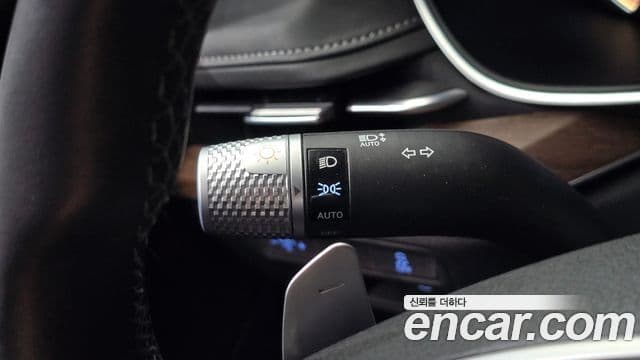 Genesis Electrified G80 2023 — Şəkil 15/20