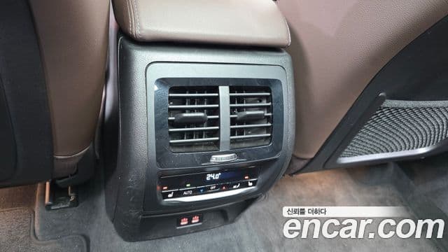 BMW X3 2022 — ფოტო 18/20