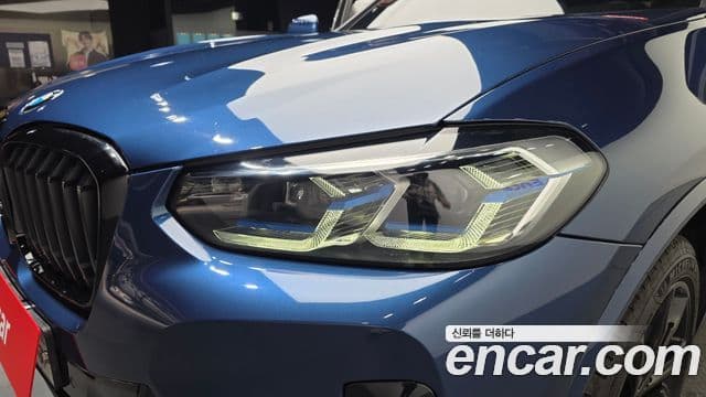 BMW X3 2022 — Photo 17/33
