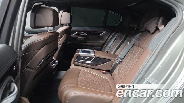 BMW 7 Series 2020 — Şəkil 12/20
