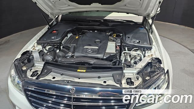 Mercedes-Benz E-Class 2019 — Şəkil 6/20