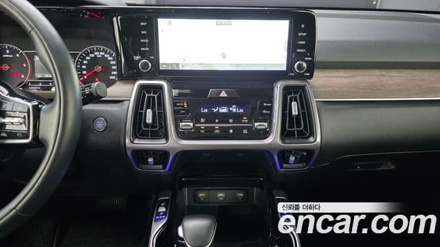 Kia Sorento 2020 — ფოტო 5/33