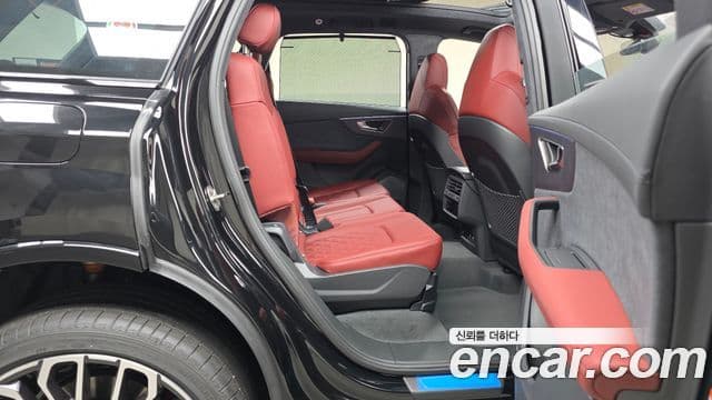 Audi SQ7 2026 — Şəkil 4/33
