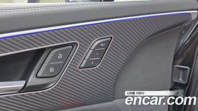 Audi SQ7 2026 — Şəkil 21/33
