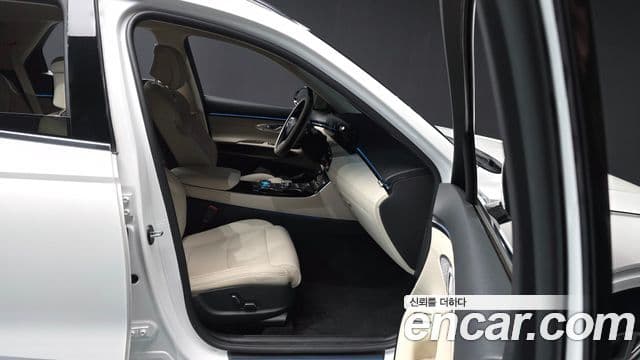 Genesis GV70 2025 — ფოტო 11/20