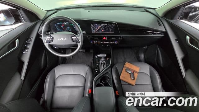 Kia Niro 2024 — Şəkil 9/20