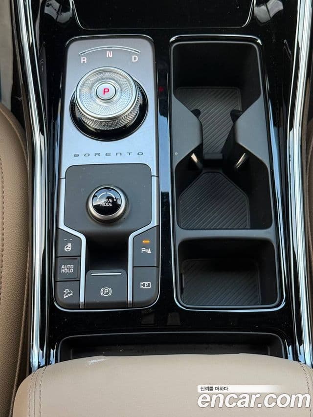 Kia Sorento 2023 — Şəkil 4/13
