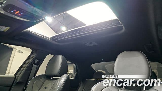 Hyundai The New Avante Hybrid 2022 — Photo 18/20