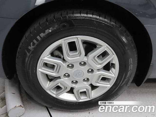 Hyundai Staria 2023 — фото 4 из 20