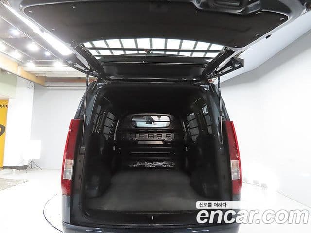 Hyundai Staria 2023 — фото 11 из 20
