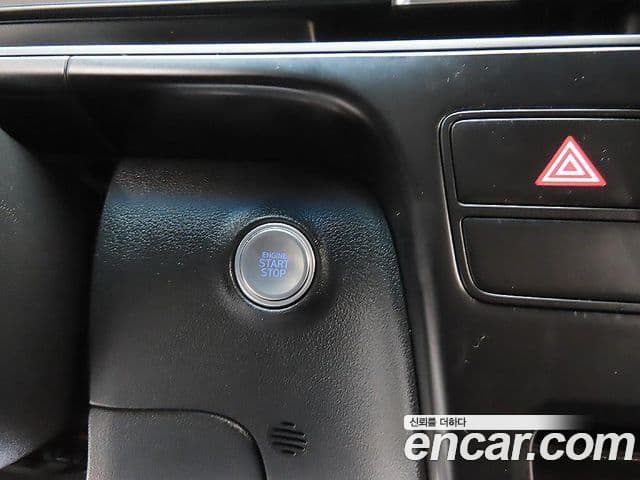Hyundai Staria 2023 — фото 18 из 20