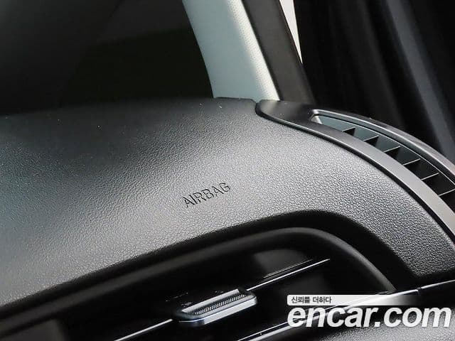 Hyundai Staria 2023 — фото 19 из 20