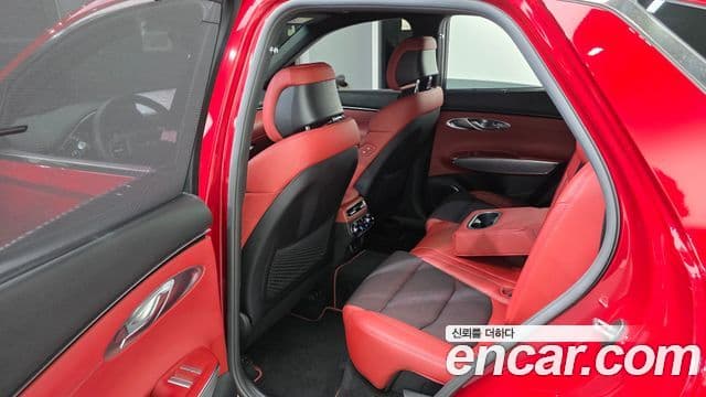 Genesis GV70 2021 — ფოტო 11/20