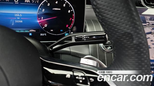 Mercedes-Benz GLC-Class 2024 — ფოტო 8/20